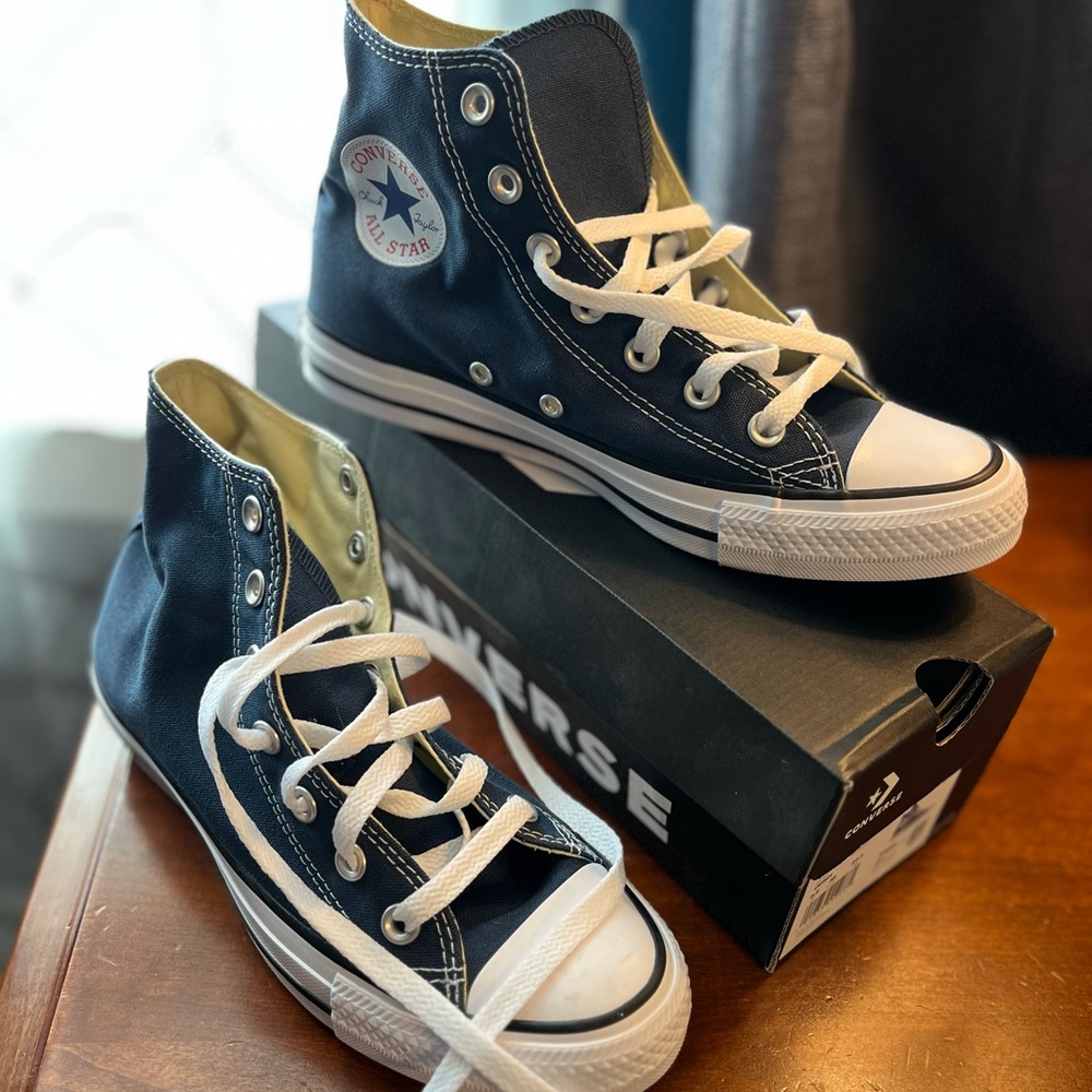 Converse Unisex High-Top Sneakers - Navy